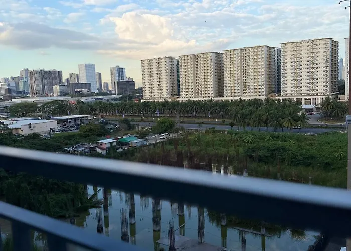 Lj Staycation Apartahotel Manila